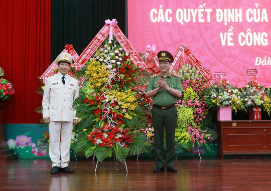 Đại tá Lê Vinh Quy làm Giám đốc Công an Đắk Lắk thay Thiếu tướng Lê Văn Tuyến - Ảnh 1.
