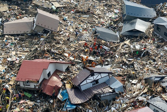 Nhìn lại thảm họa động đất - sóng thần làm nghiêng trục Trái Đất 10 năm trước - Ảnh 16.