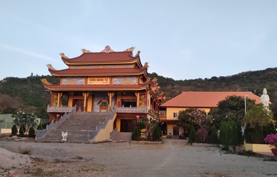 Thần y Võ Hoàng Yên hoạt động ở Bình Thuận như thế nào? - Ảnh 1.