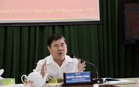 Chủ tịch Nguyễn Thành Phong: Tôi rất buồn mỗi khi cán bộ nộp đơn xin nghỉ - Ảnh 2.