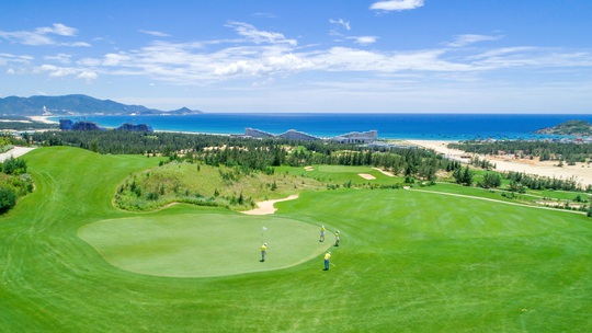 Giải đấu FLC Group Tournament 2021 trở lại với FLC Golf Links Quy Nhon - Ảnh 2.