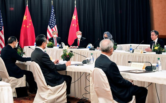 Đàm phán cấp cao Mỹ - Trung Quốc: Căng thẳng từ những lời đầu tiên - Ảnh 1.