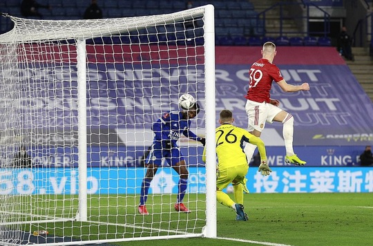 Tứ kết FA Cup: Công cùn thủ kém, Man United thua tan tác Leicester  - Ảnh 7.