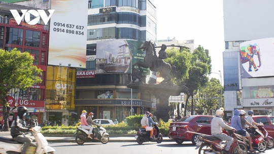 Kinh doanh mặt bằng cho thuê ở TPHCM đang có dấu hiệu phục hồi - Ảnh 1.