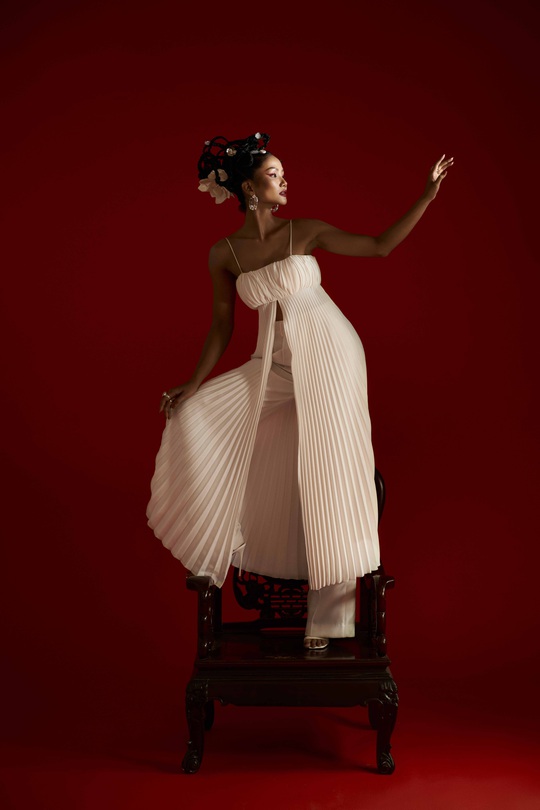 Giải mã hashtag về phụ nữ trong bộ ảnh mới của Hoa hậu H’Hen Niê - Ảnh 4.