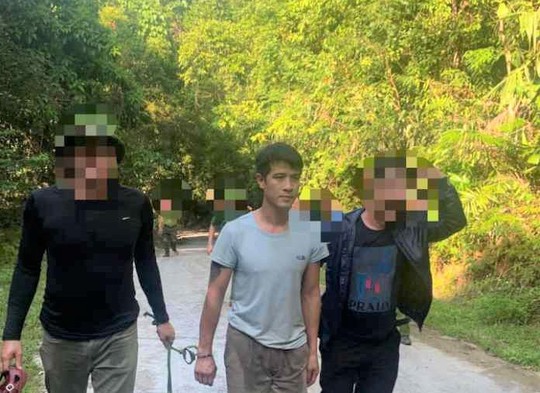 Bắt nghi phạm chém người rồi lẫn trốn vào rừng VQG Phong Nha - Kẻ Bàng - Ảnh 1.