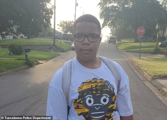 Mỹ: Bé trai 13 tuổi bị bắn chết khi đang chơi iPad trong phòng ngủ - Ảnh 1.