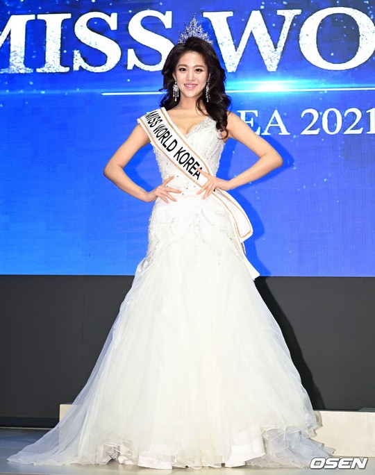 Nhan sắc bị chê của Hoa hậu Thế giới, Hoa hậu Hoàn vũ Hàn Quốc - Ảnh 7.