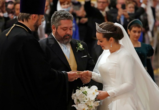 Cận cảnh đám cưới hoàng gia Nga đầu tiên sau hơn 100 năm - Ảnh 2.
