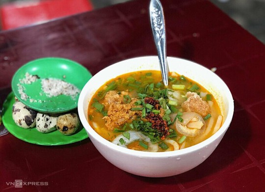 Những món bánh canh ăn là ghiền - Ảnh 2.