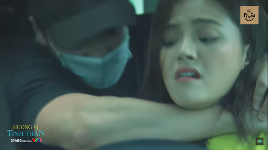 Hương vị tình thân phần 2 tập 61: Ông Sinh mất tích, Thy bị kẻ bịt mặt bóp cổ - Ảnh 2.