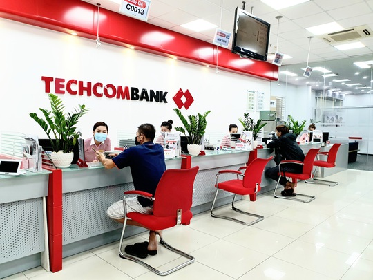 Techcombank dẫn đầu ngành về tỉ lệ CASA ở mức 49%, lợi nhuận đạt 17,1 ngàn tỉ đồng - Ảnh 2.