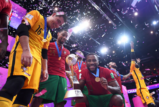 Bồ Đào Nha lần đầu vô địch futsal thế giới - Ảnh 1.