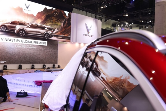 Cận cảnh hai mẫu xe điện VinFast vừa cập bến Los Angeles Auto Show - Ảnh 7.