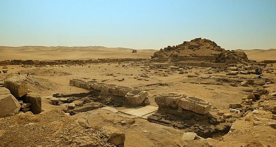 Ai Cập có phát hiện khảo cổ vĩ đại nhất trong 50 năm - Ảnh 1.