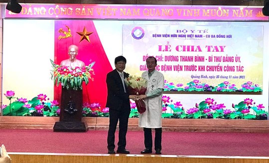Giám đốc Bệnh viện Hữu nghị Việt Nam - Cuba Đồng Hới nhận nhiệm vụ mới - Ảnh 1.