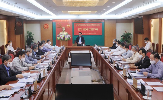 Đề nghị Bộ Chính trị, Ban Bí thư xem xét kỷ luật bà Nguyễn Thị Kim Tiến và ông Trương Quốc Cường - Ảnh 1.