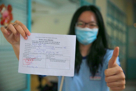 Việt Nam lập kế hoạch tiêm vắc-xin Covid-19 cho trẻ từ 3 tuổi - Ảnh 1.