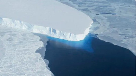 Sông băng ngày tận thế ở Nam Cực bên bờ vực sụp đổ - Ảnh 1.