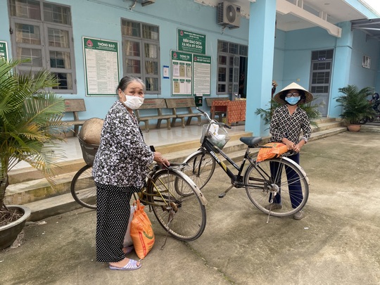 Trái tim miền Trung: Hỗ trợ người dân vùng lũ Phú Yên ổn định cuộc sống - Ảnh 6.