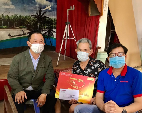 Mai Vàng nhân ái thăm 2 nghệ sĩ ở Bà Rịa – Vũng Tàu - Ảnh 6.