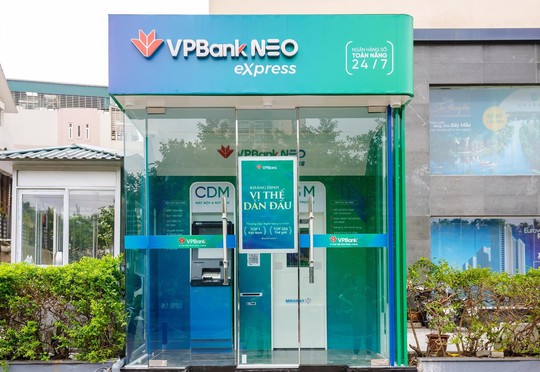 VPBank triển khai mô hình kiosk banking, cung cấp dịch vụ ngân hàng mọi thời điểm  - Ảnh 3.