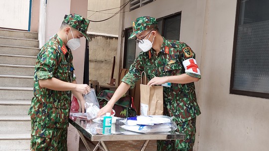 TP HCM đề xuất Bộ Quốc phòng tiếp tục duy trì trạm y tế lưu động - Ảnh 1.