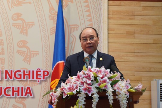 Chủ tịch nước: Kim ngạch Việt Nam - Campuchia có thể đạt 10 tỉ USD - Ảnh 4.