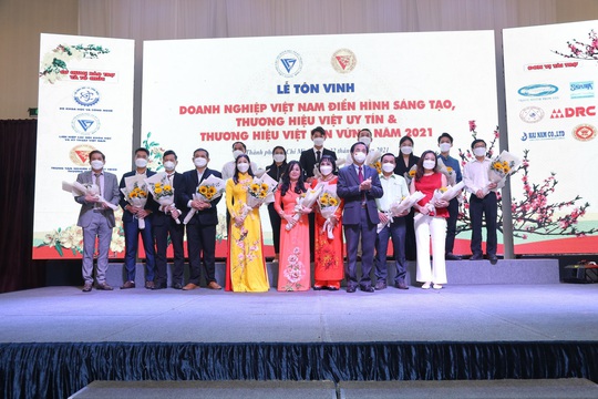 Tôn vinh “Doanh nghiệp Việt Nam điển hình sáng tạo 2021” - Ảnh 1.
