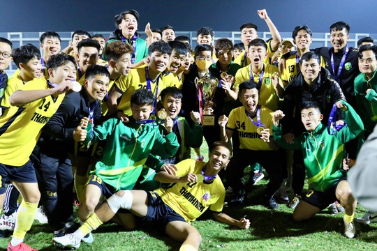 Vượt qua Hà Nội phút bù giờ, lứa đàn em Công Phượng lần đầu vô địch Giải U21 quốc gia 2021 - Ảnh 12.