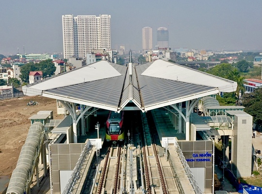 Cận cảnh tàu đường sắt đô thị Nhổn - ga Hà Nội chạy thử tốc độ tối đa 80 km/giờ - Ảnh 8.