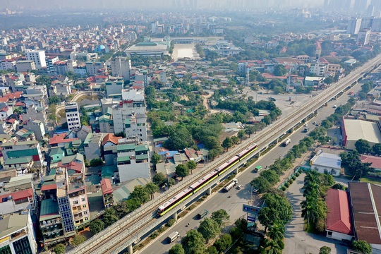 Cận cảnh tàu đường sắt đô thị Nhổn - ga Hà Nội chạy thử tốc độ tối đa 80 km/giờ - Ảnh 2.