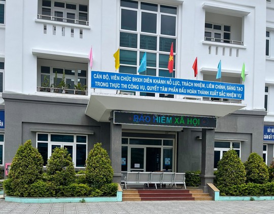 Khánh Hòa: Giám đốc Bảo hiểm xã hội huyện Diên Khánh bị tố nâng đỡ người thân - Ảnh 1.