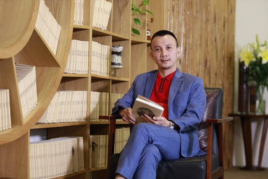CEO Nguyễn Thành Tựu: Kiến thức kinh tế giúp rút ngắn khoảng cách với ngành luật - Ảnh 2.