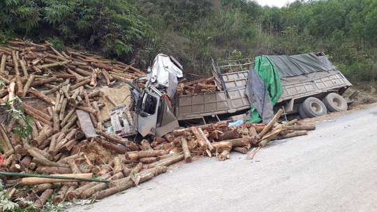 Khởi tố vụ tai nạn xe tải làm 7 người tử vong ở Thanh Hóa - Ảnh 1.
