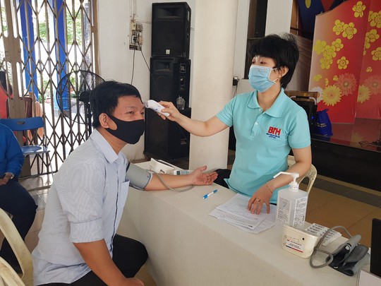 Đoàn viên tích cực tham gia hiến máu cứu người - Ảnh 5.