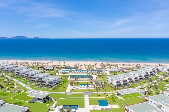 Resort của công ty Alma tưng bừng hoạt động phục vụ du khách Việt - Ảnh 2.