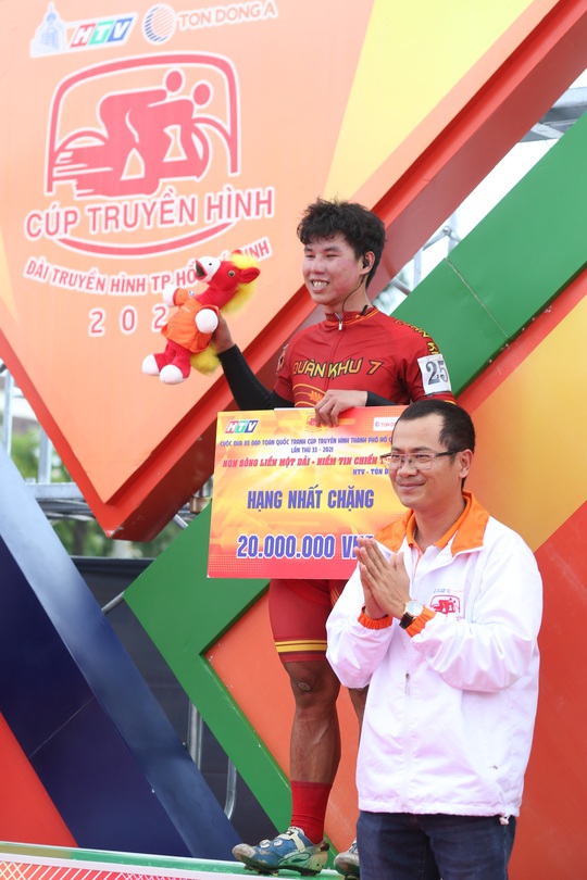 Cúp Truyền hình TP HCM: Bất ngờ từ thương binh Nguyễn Văn Nhã - Ảnh 3.