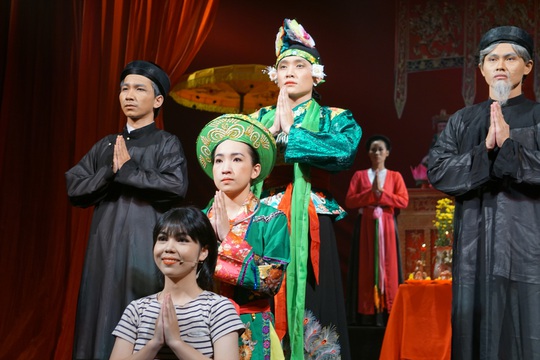 Hữu Nghĩa xúc động khi diễn viên trẻ đưa di sản văn hóa lên sân khấu kịch - Ảnh 3.
