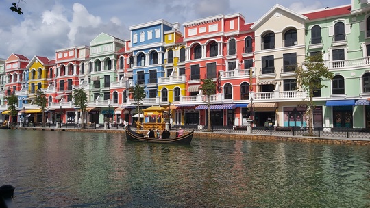 Phú Quốc có khu “thành phố không ngủ” hàng đầu Đông Nam Á - Ảnh 8.