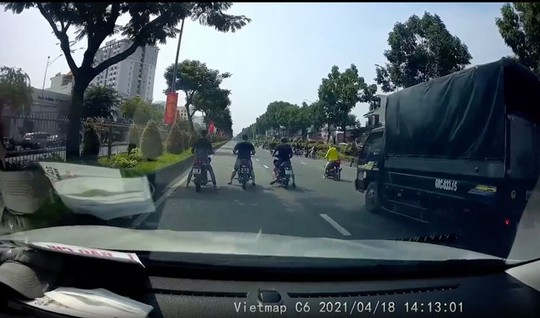 Hiến kế chặn đua xe trái phép (*): Gốc rễ phải là giáo dục - Ảnh 1.