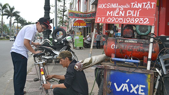 Bạn tôi, người Sài Gòn - Ảnh 1.
