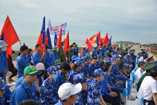 Cảnh sát biển tổ chức nhiều hoạt động ở Tiền Giang - Ảnh 6.