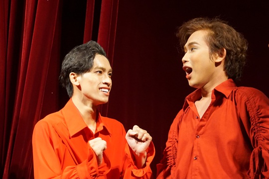 Romeo và Juliet cuốn hút khán giả, khiến Việt Anh, Hồng Vân hạnh phúc - Ảnh 5.