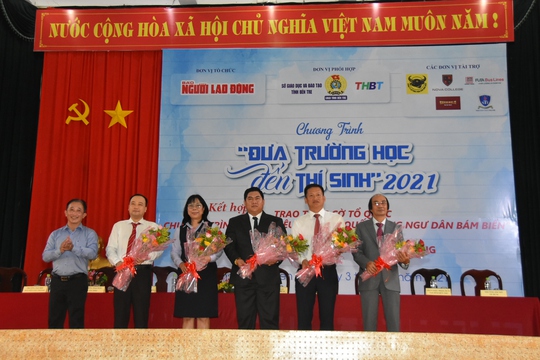 Đưa trường học đến thí sinh: Điều kiện để học sinh 149 trường được xét tuyển ưu tiên vào ĐHQG TP HCM? - Ảnh 15.