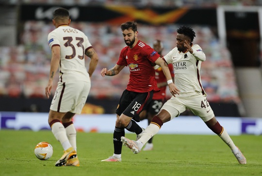 Đại thắng AS Roma, Man United đặt vé dự chung kết Europa League - Ảnh 1.