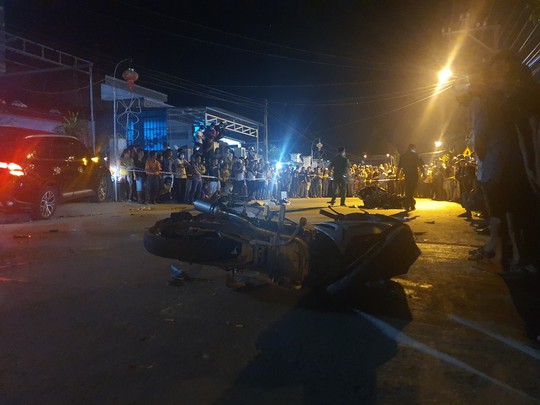 Chùm ảnh: Hiện trường vụ tai nạn kinh hoàng ở Quảng Nam - Ảnh 4.
