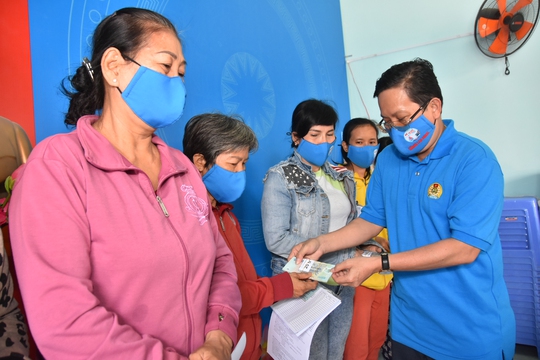 Người nghèo ấm lòng khi được CEP quan tâm, trợ vốn kịp thời - Ảnh 2.