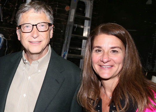 Bill Gates vẫn đeo nhẫn cưới sau tuyên bố ly hôn - Ảnh 2.