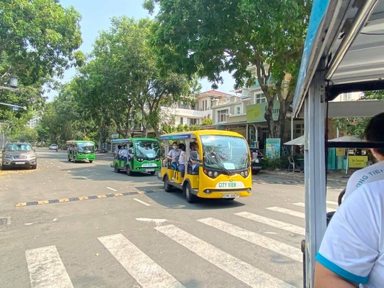 Cần Giờ sắp có tuyến buýt điện chạy từ 5 giờ đến 22 giờ mỗi ngày - Ảnh 1.